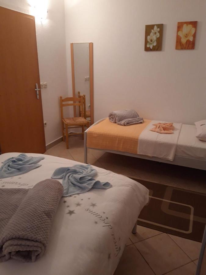 Apartment Perla Пироваць Екстер'єр фото